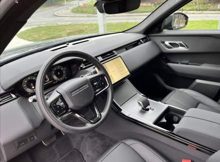 Land Rover - Range Rover Velar