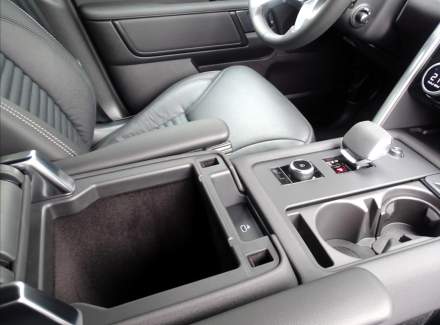 Land Rover - Discovery