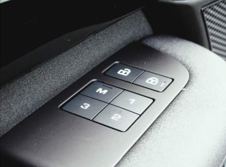 Land Rover - Discovery