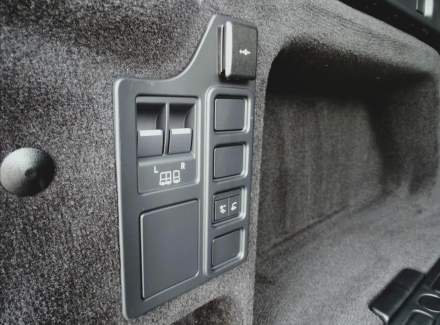 Land Rover - Discovery