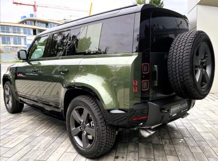 Land Rover - Defender