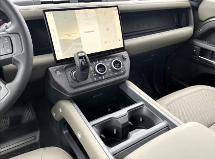 Land Rover - Defender