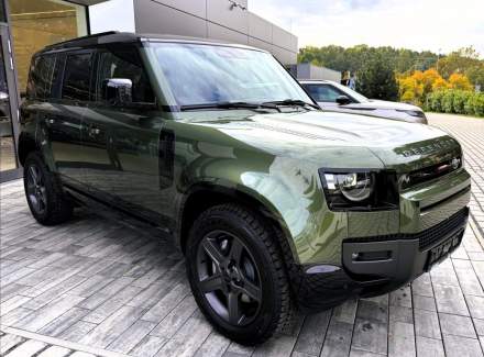 Land Rover - Defender