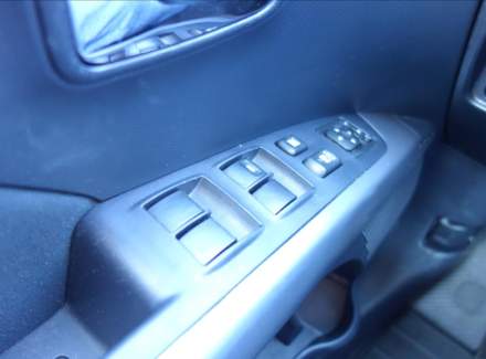 Mitsubishi - Outlander