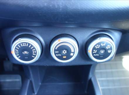 Mitsubishi - Outlander