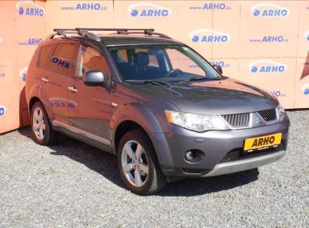 Mitsubishi - Outlander
