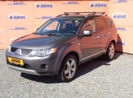 Mitsubishi - Outlander