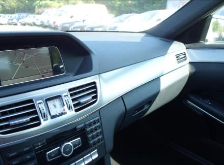 Mercedes-Benz - E-class