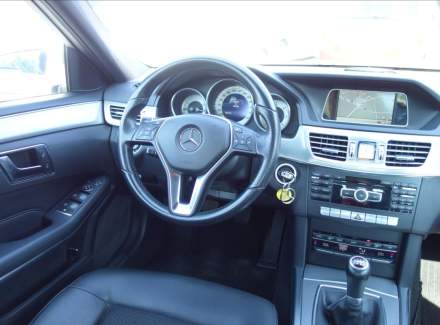 Mercedes-Benz - E-class