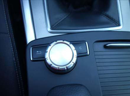 Mercedes-Benz - E-class