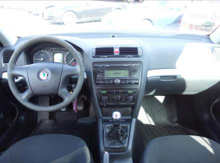 Škoda - Octavia