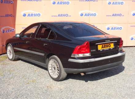 Volvo - S60