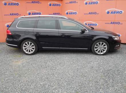 Volkswagen - Passat