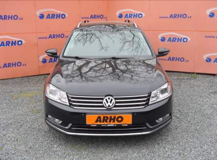 Volkswagen - Passat