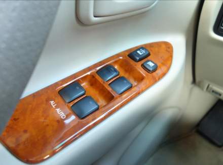 Toyota - Land Cruiser