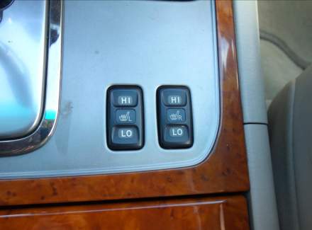 Toyota - Land Cruiser