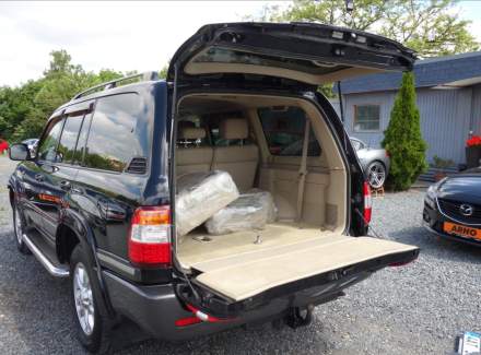 Toyota - Land Cruiser