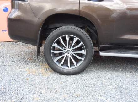 Toyota - Land Cruiser