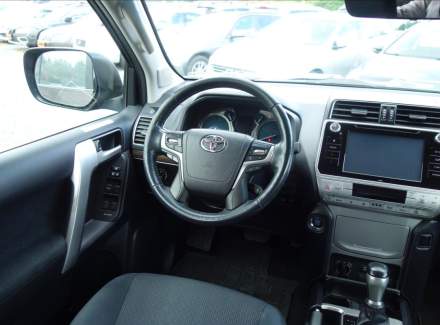 Toyota - Land Cruiser