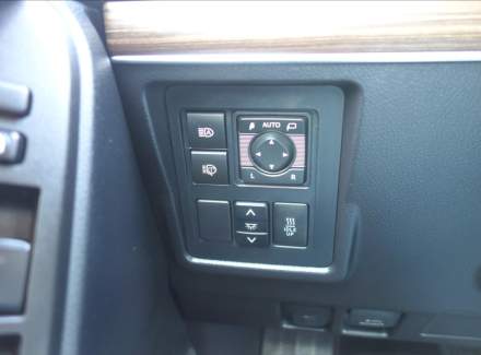 Toyota - Land Cruiser