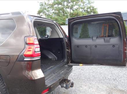 Toyota - Land Cruiser