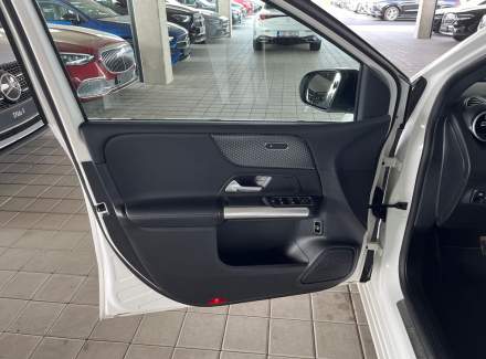 Mercedes-Benz - B-class