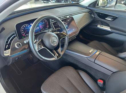 Mercedes-Benz - E-class