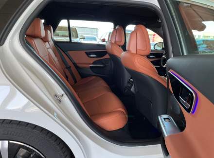 Mercedes-Benz - C-class