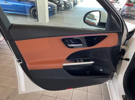 Mercedes-Benz - C-class