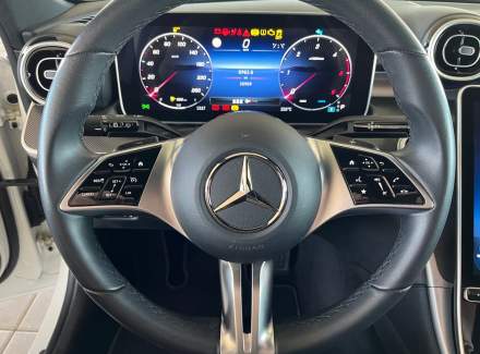 Mercedes-Benz - C-class