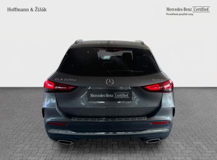 Mercedes-Benz - GLA