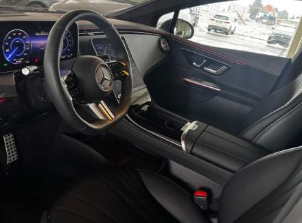 Mercedes-Benz - EQE