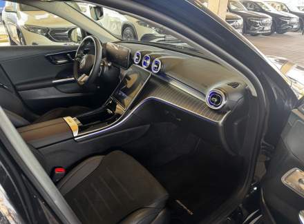 Mercedes-Benz - C-class