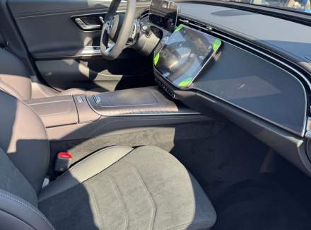 Mercedes-Benz - E-class