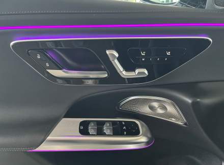 Mercedes-Benz - E-class