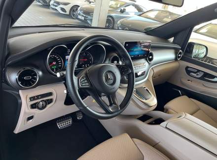 Mercedes-Benz - V-class