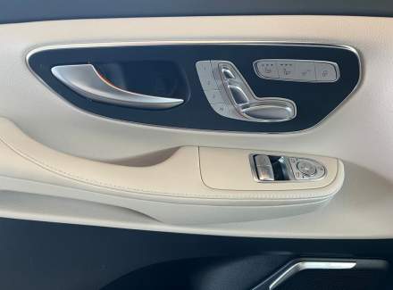 Mercedes-Benz - V-class