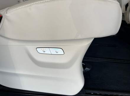 Mercedes-Benz - V-class