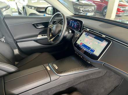 Mercedes-Benz - E-class