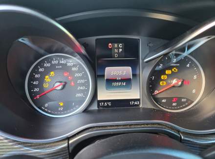 Mercedes-Benz - V-class