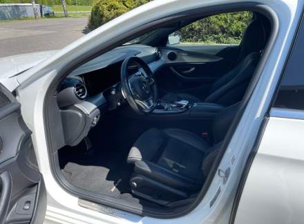 Mercedes-Benz - E-class