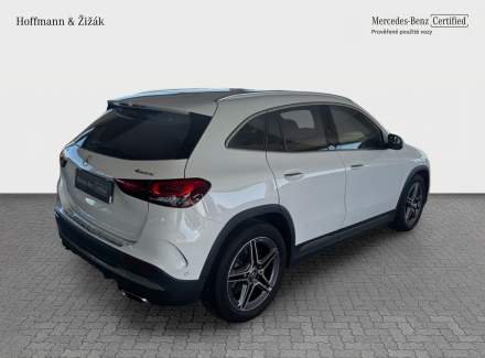 Mercedes-Benz - GLA