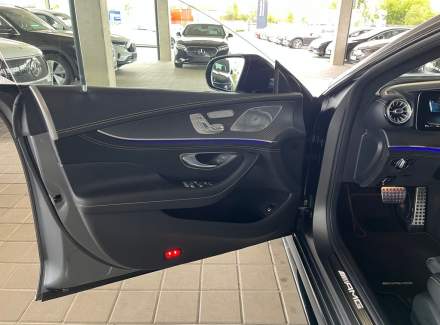 Mercedes-Benz - AMG GT