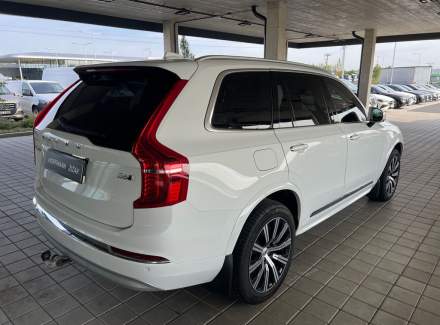 Volvo - XC90