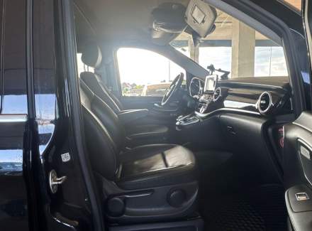 Mercedes-Benz - V-class