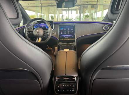 Mercedes-Benz - EQE