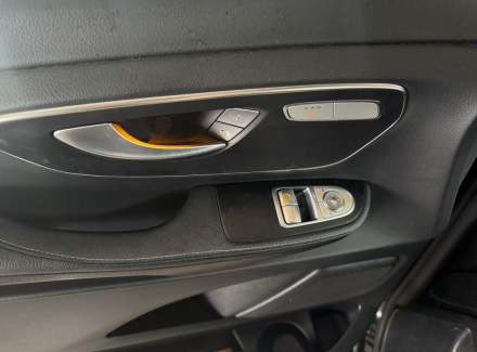 Mercedes-Benz - V-class