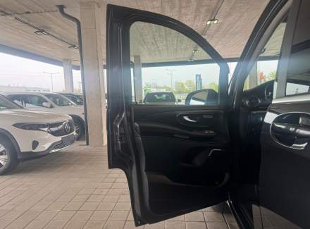 Mercedes-Benz - V-class