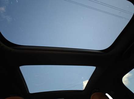 Mercedes-Benz - E-class