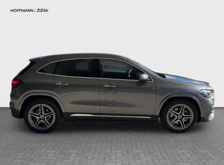Mercedes-Benz - GLA